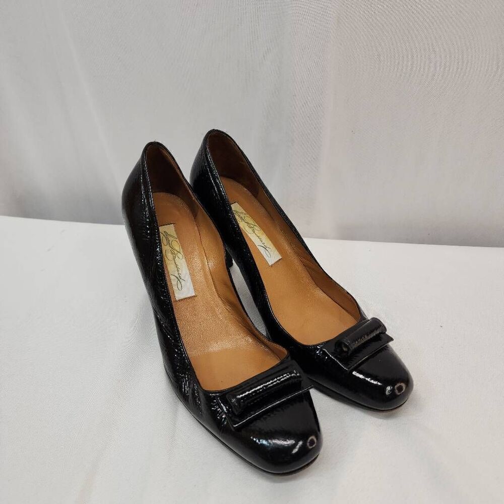 Diana Broussard Size EU 38 US 7.5 Black Patent Leather Heel Pumps Round Toe